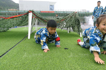 思橋幼兒園國防園親子游